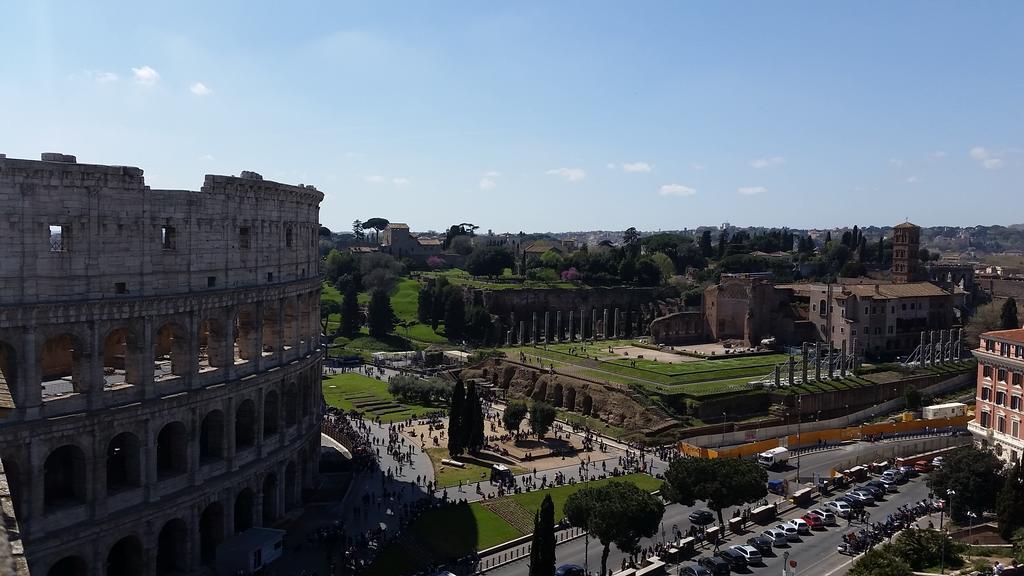 Colosseum Corner روما المظهر الخارجي الصورة