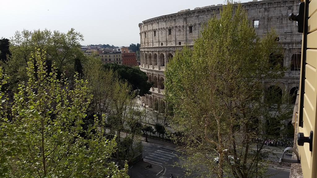 Colosseum Corner روما المظهر الخارجي الصورة